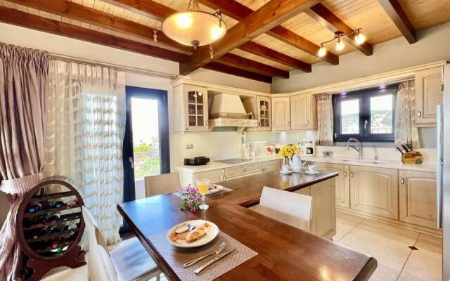 Beach Villa Heart House with private pool
