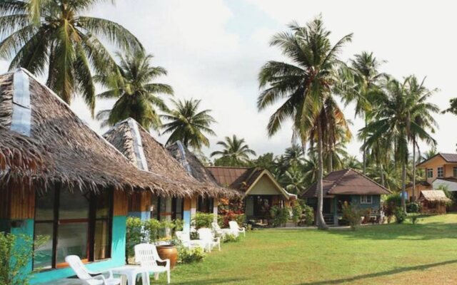 Sabaii Bay Resort