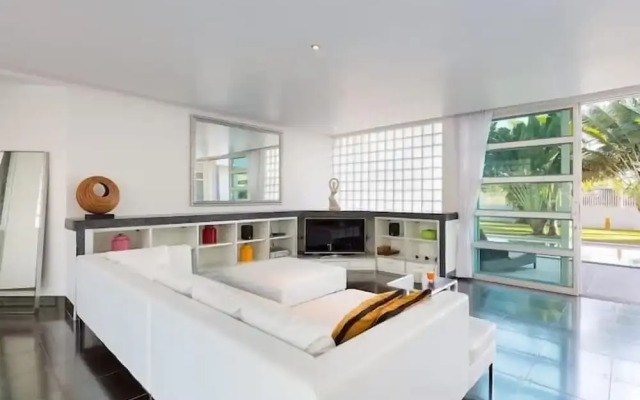 5Br 14M Pool Luxury Villa V82