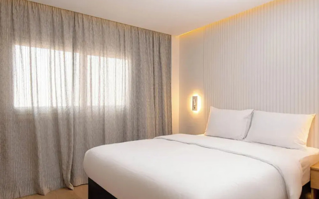 Parkside Boutique Furnished Apartments