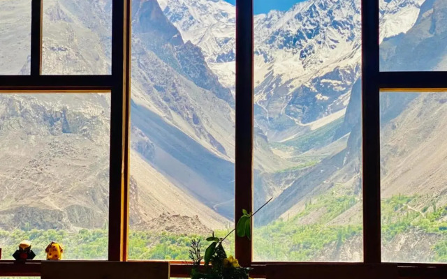 Old Hunza Inn