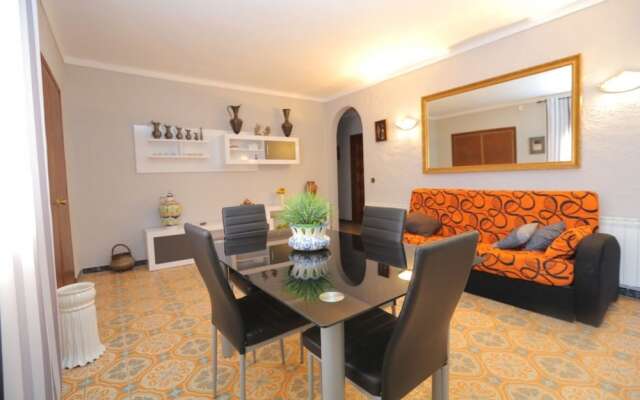 Villa Tranquila Para 8 Personas en Cambrils