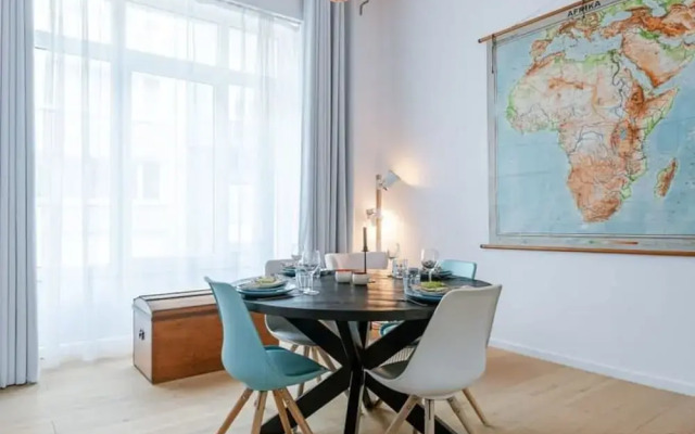 Spacious and Bright Apartment With Sunny Terrace