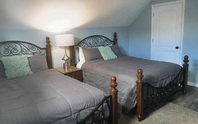 Harbour Square Suites