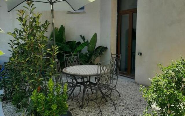 Le Arbousier -à 5 min des plages - parking