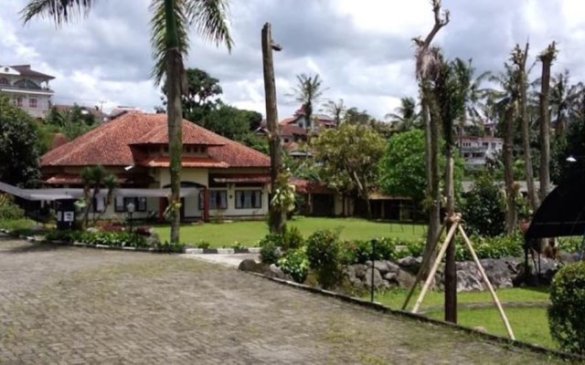 Taman Aer Hotel