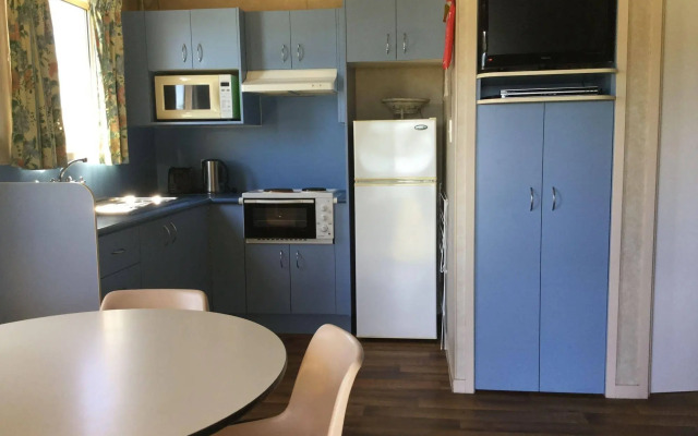 Riviera Caravan Park