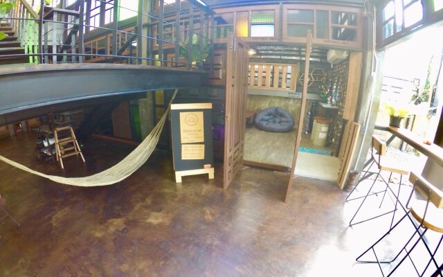 Baan Kon Pai - Hostel