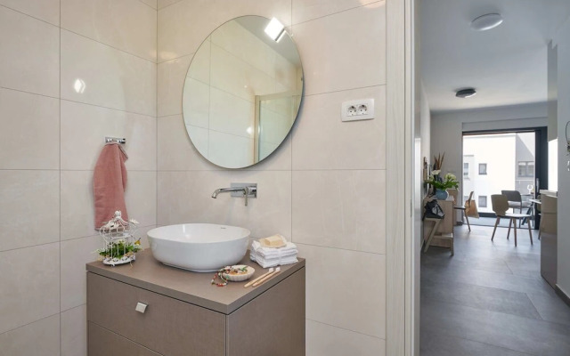 Irena Apartments