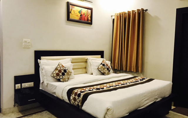 Hotel Aaradhya Residency