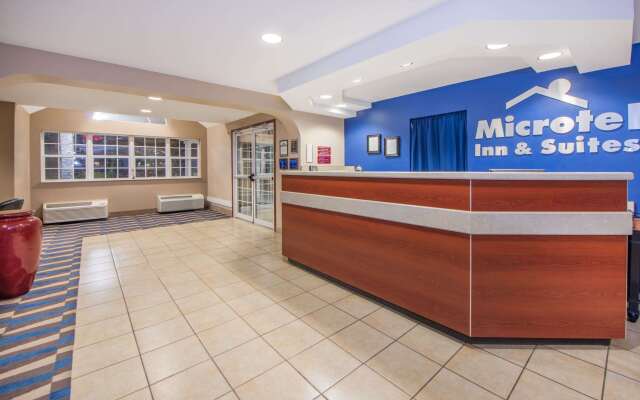 Microtel Inn & Suites by Wyndham Miami