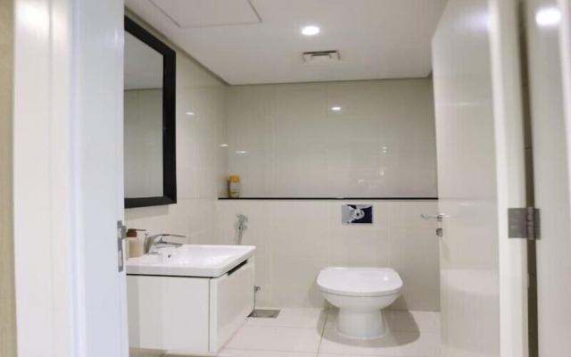 Cozy 1BR Buisness bay Damac Cour Jardin