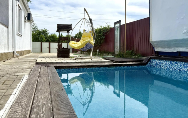 У термальных источников