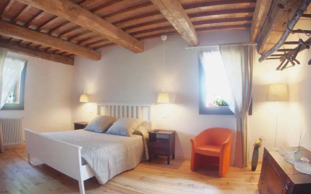 Il Casale-toscoemiliano