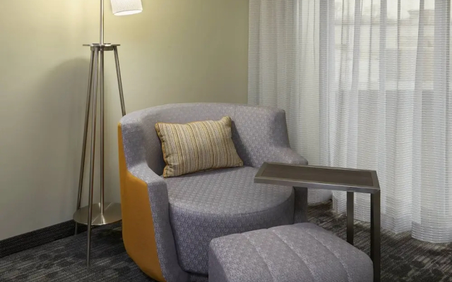 Courtyard by Marriott Oshawa