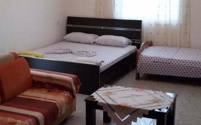 HOTEL Apartament Festim Caca