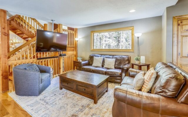 Snowy River 4 Bedroom Home by RedAwning