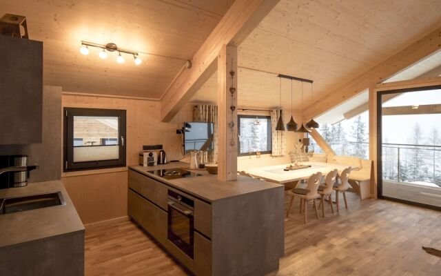 Chalet With Panoramic Sauna