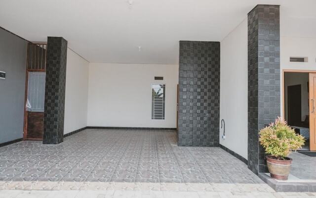 RedDoorz Syariah near Pahoman Stadium Lampung