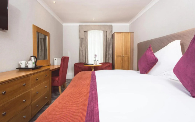 Everglades Hotel