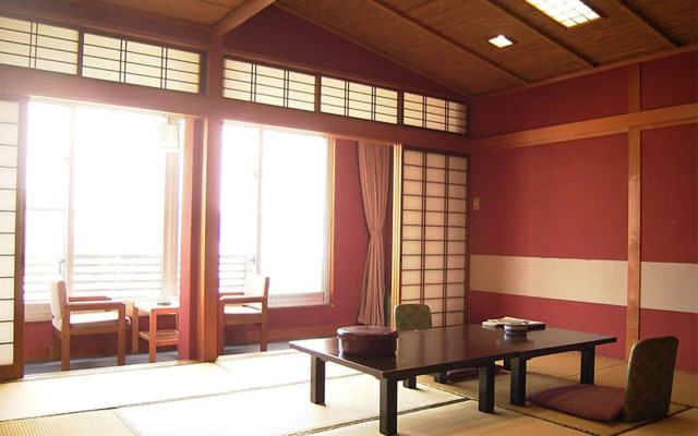 Toushijima Onsen Suzunami