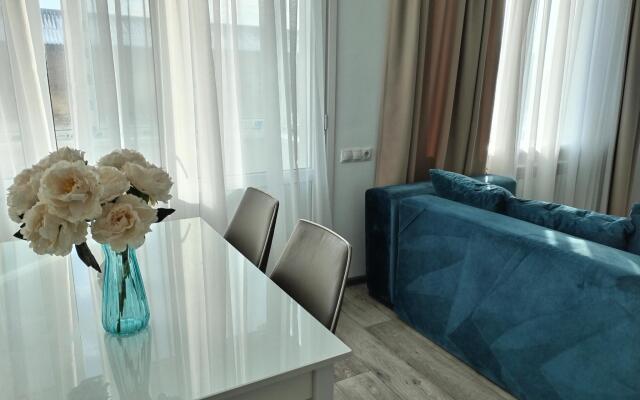 Apartments on Vlasov street 4