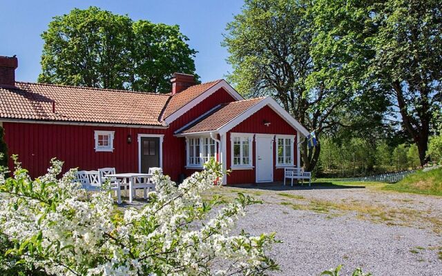 7 Person Holiday Home in Bullaren