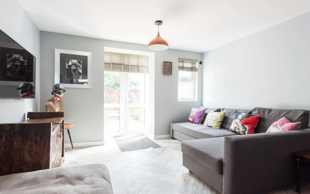 The Nine Elms Residence