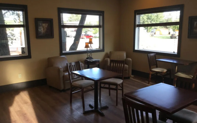 Sagebrush Inn and Suites
