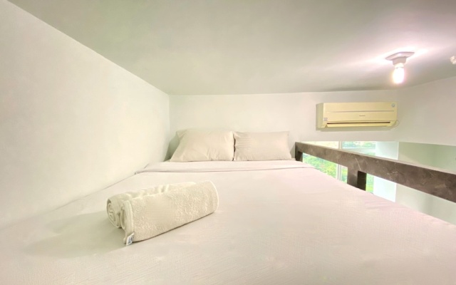 Cozy Studio Room At 12Th Floor Taman Melati Jatinangor Apartment – Guest Rooms – Sumedang