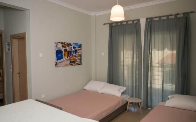 Zoe Seaview Apartment by Rentals Pro