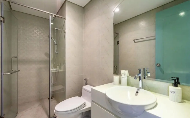 Landmark Apartment in Vinhomes Central Park