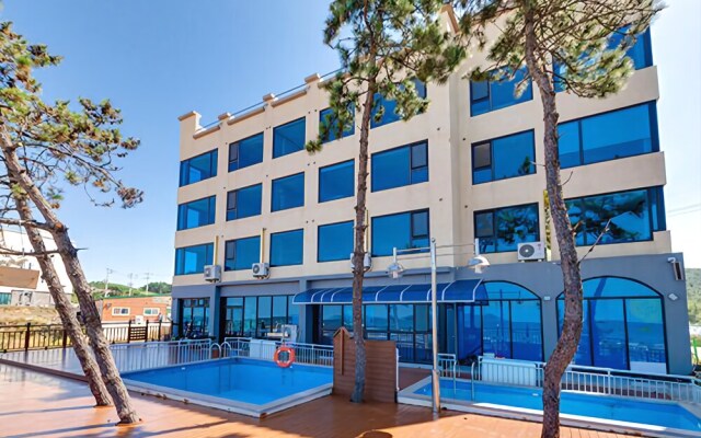 Buan Solei View Spa Pension