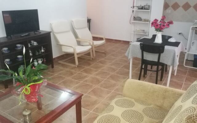 Emblema Suites - Adults Only