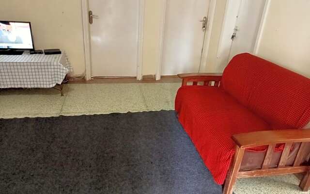 Pinkroses Gardens Hostel