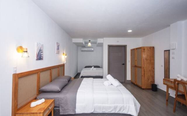 Yuli Hotel
