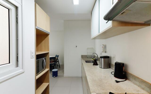 Área Nobre 200m Mar - Temporada - YA01F