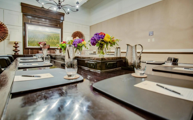 Overton Hotel and Conference Center
