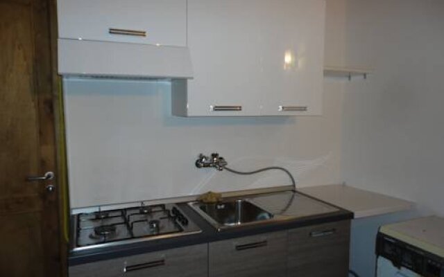 Apulia Hotels Castel del Monte