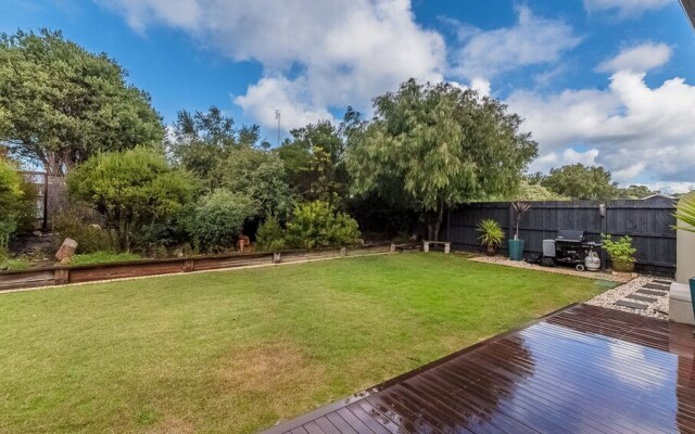 Oceans 11 - Surfside - Wifi & Foxtel - Pet Friendly (Outside Only)