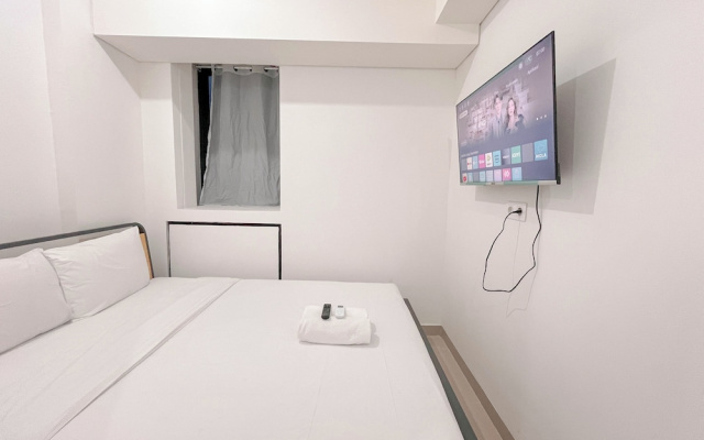 Combined White Style 1Br (No Kitchen) Apartment Bandaraya - Tallasa City Makassar – Guest Rooms – Makassar