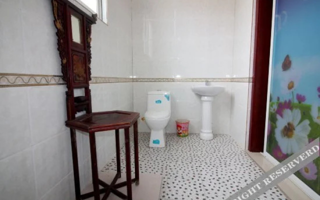 Penglai March antique fishing Inn