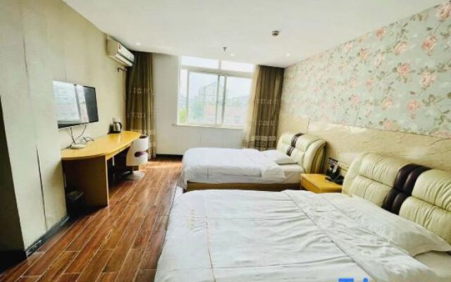 Dongyuan  Business Hotel