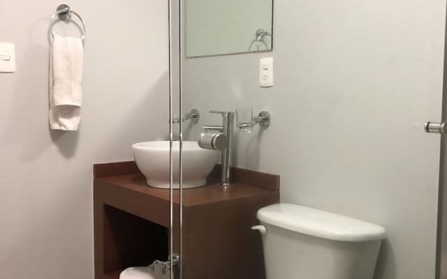 Grupo Kings Suites Horacio 1525