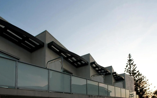 The Waves Apartments