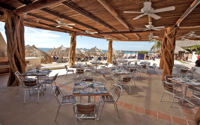 Park Royal Beach Ixtapa - All Inclusive