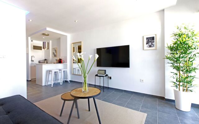 Minerva Suite I by Madflats Collection