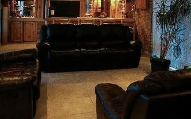 Cape Wine Route Guest House