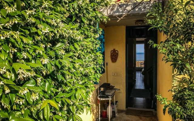 Kiranis Seaview Villa Barbati Beach