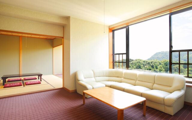 FUTO HOUSE -Ippon no Enpitsu-